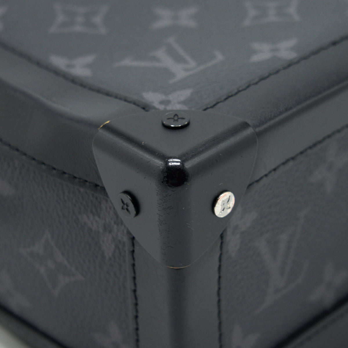 LOUIS VUITTON SOFT TRUNK BLACK MONOGRAM M44730