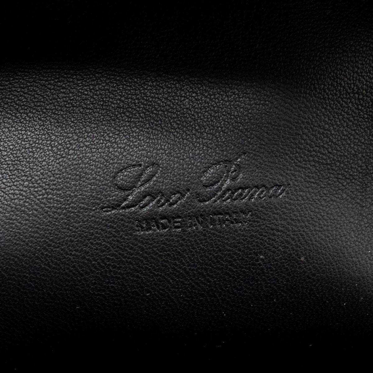 LORO PIANA EXTRA POCKET BACKPACK L23.5 GRAINED CALFSKIN NAVY GHW