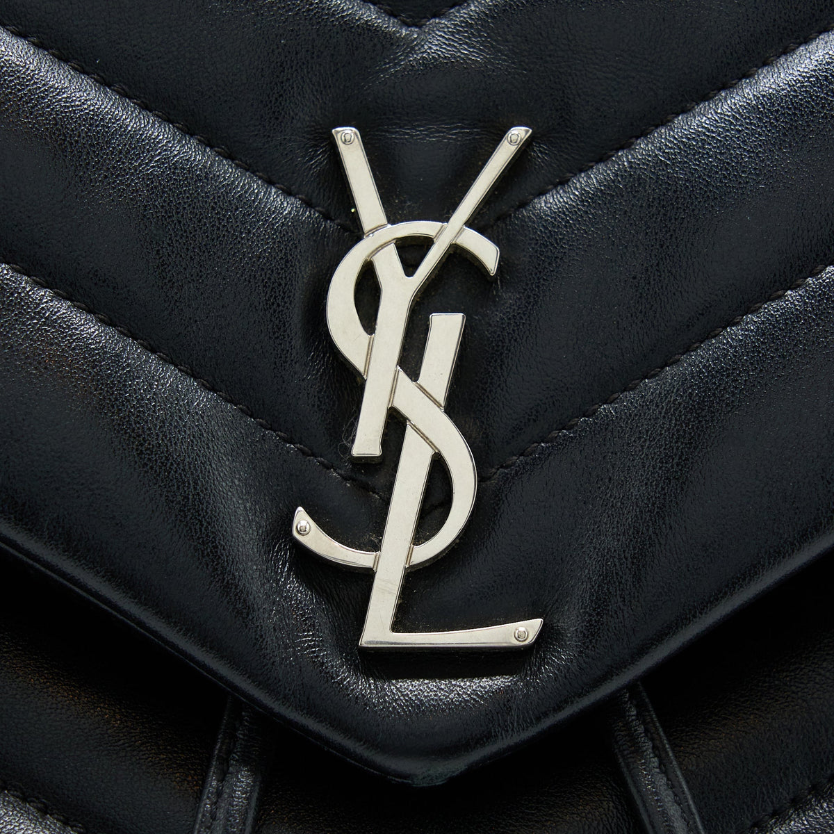 /YSL LOU LOU BACKPACK BLACK SHW
