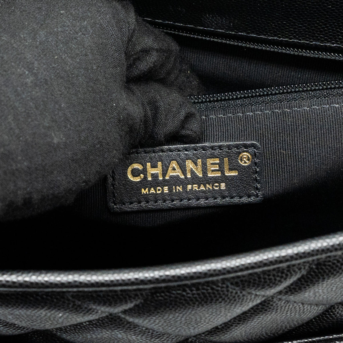 22K LARGE BACKPACK CAVIAR BLACK GHW(MICROCHIP)