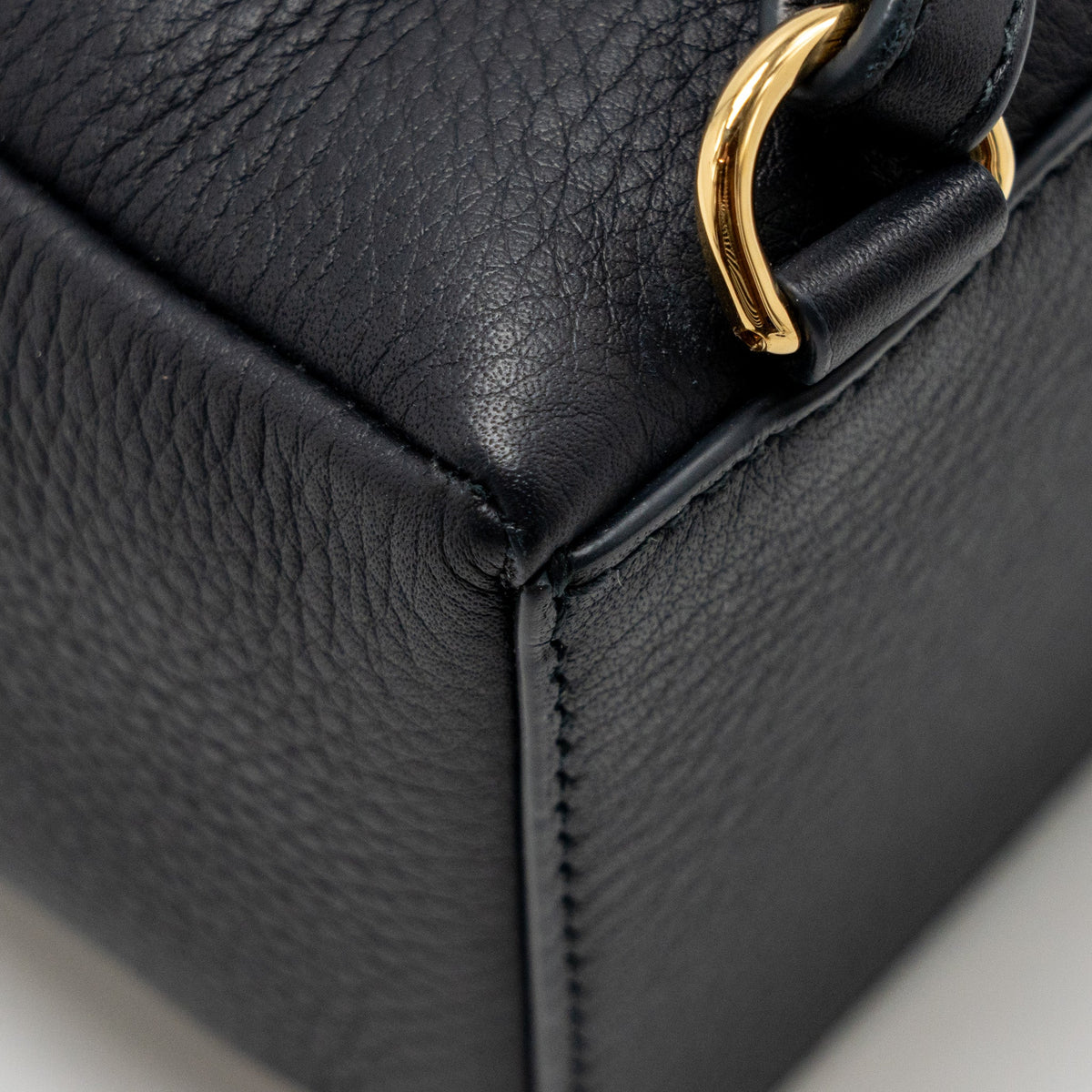 LORO PIANA EXTRA POCKET BACKPACK L23.5 GRAINED CALFSKIN NAVY GHW
